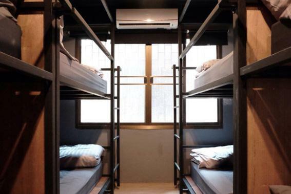 בנגקוק Nap@Pan Hostel Silom מראה חיצוני תמונה